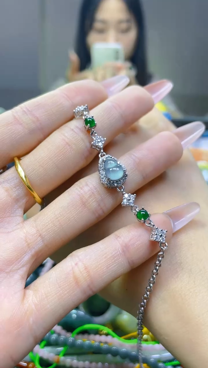 翡翠未镶嵌颈饰/J/翡翠A货一图一物