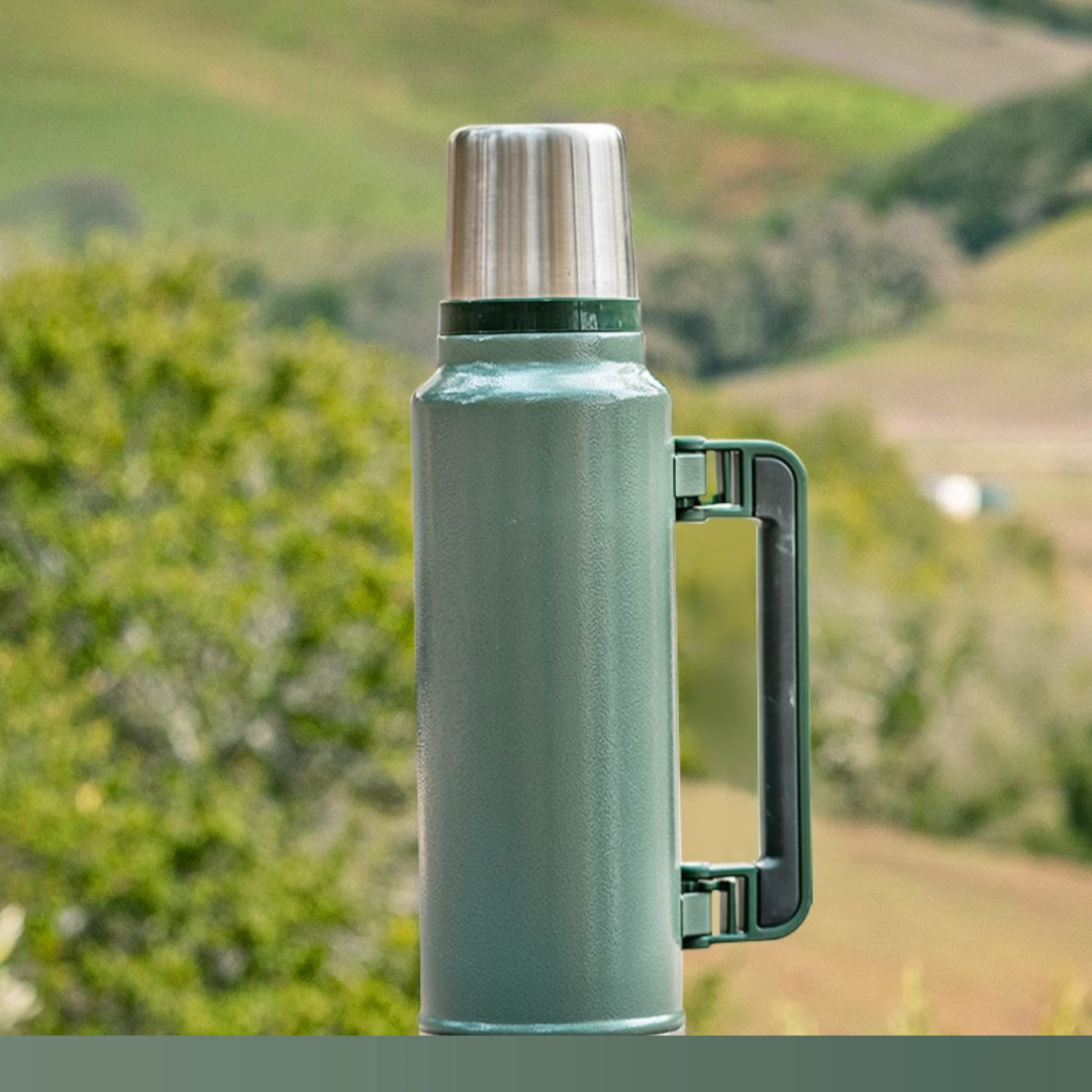 不许错过！1.9升304不锈钢双层真空保温保冷便携露营车载旅行水壶！