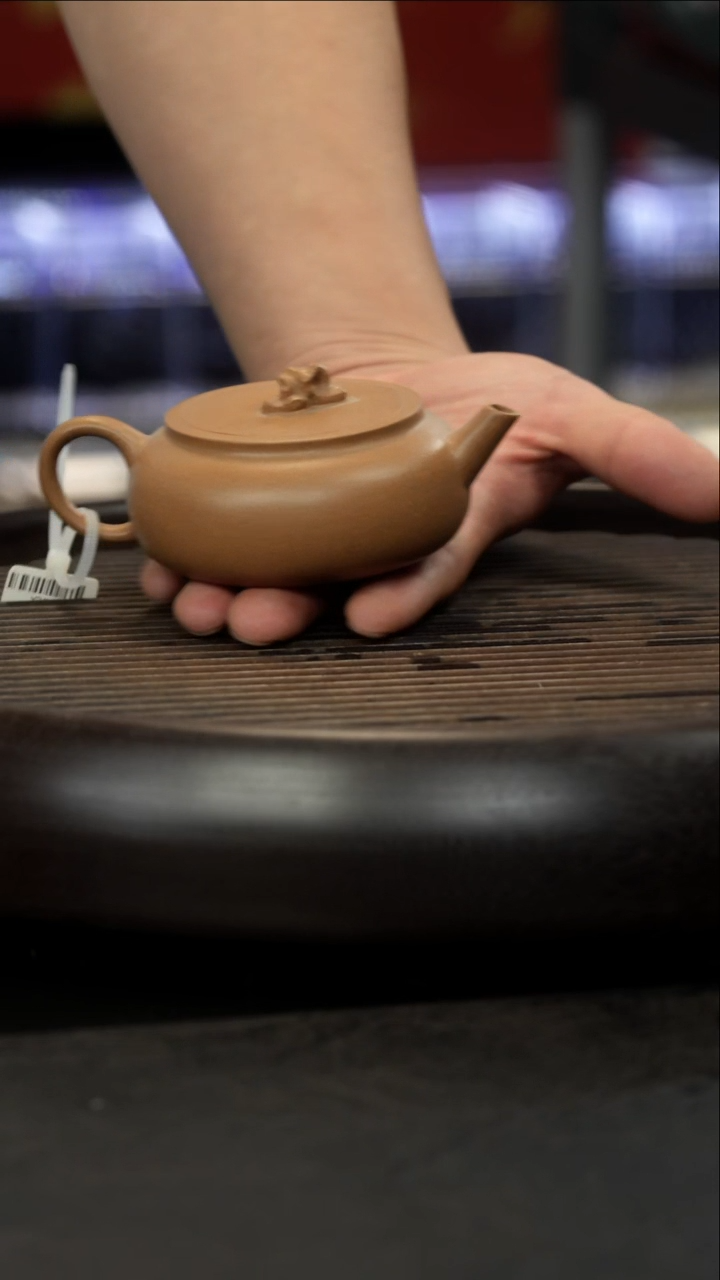 茶壶紫砂观山壶 紫砂