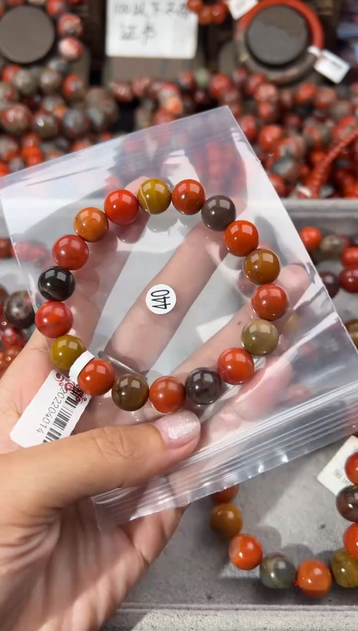 南红玛瑙手串未镶嵌11+