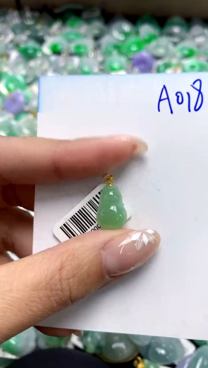 【闪购商品】翡翠颈饰18K金镶嵌111111111111111111