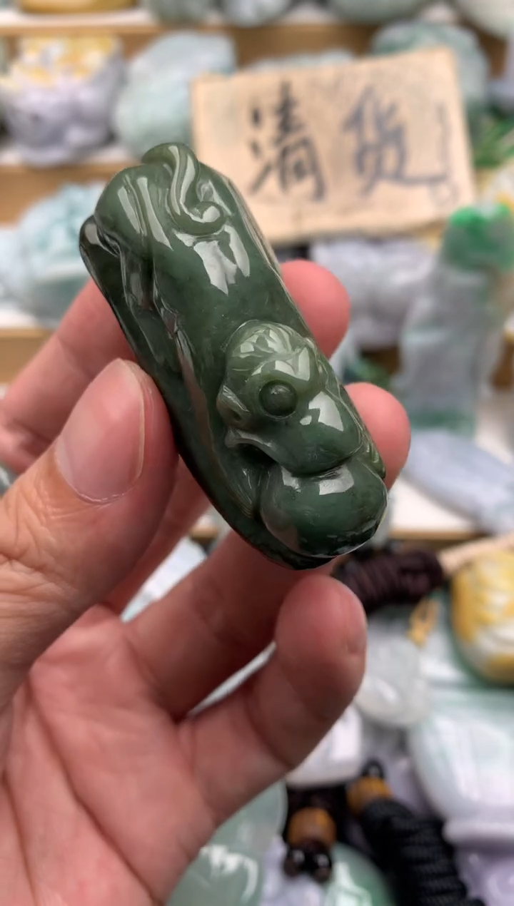 吊坠(不含链)未镶嵌翡翠1