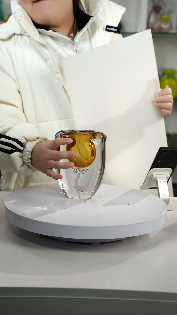 【闪购商品】琉璃【弘扬】高19轻奢琉璃花器正常手工痕迹