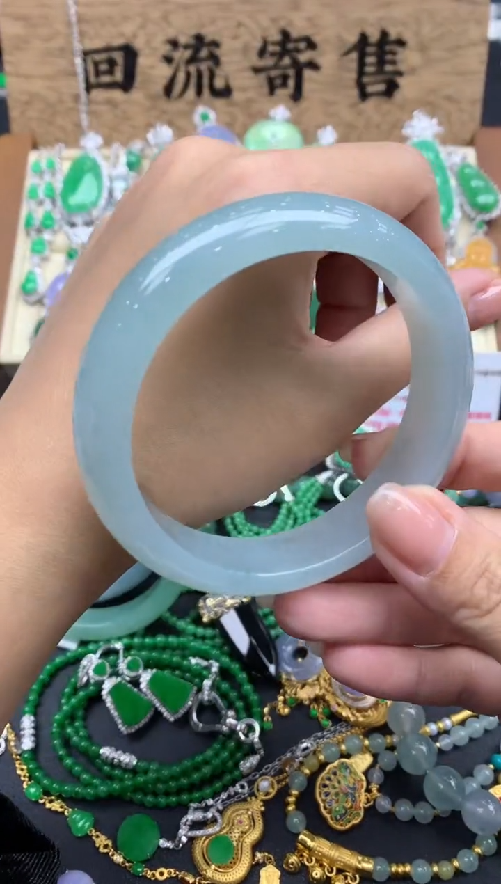 【闪购商品】翡翠手镯未镶嵌534-中国好珍宝