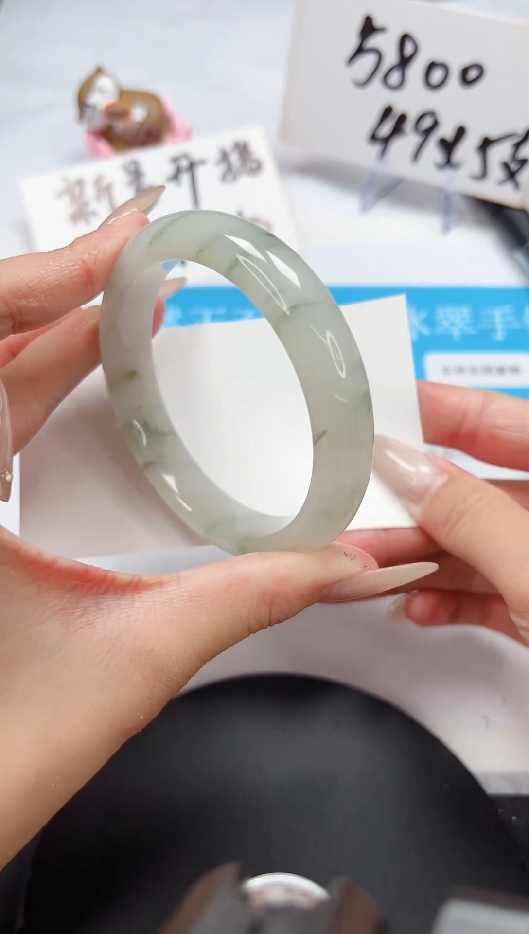 【闪购商品】石英质玉手镯未镶嵌A231-58.2