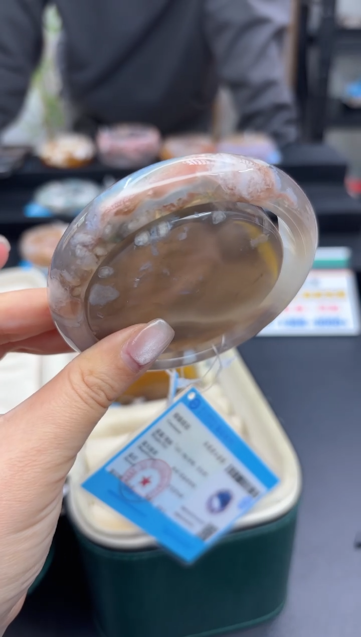 【闪购商品】石英质玉手镯未镶嵌C66(63圈赠送镯心)