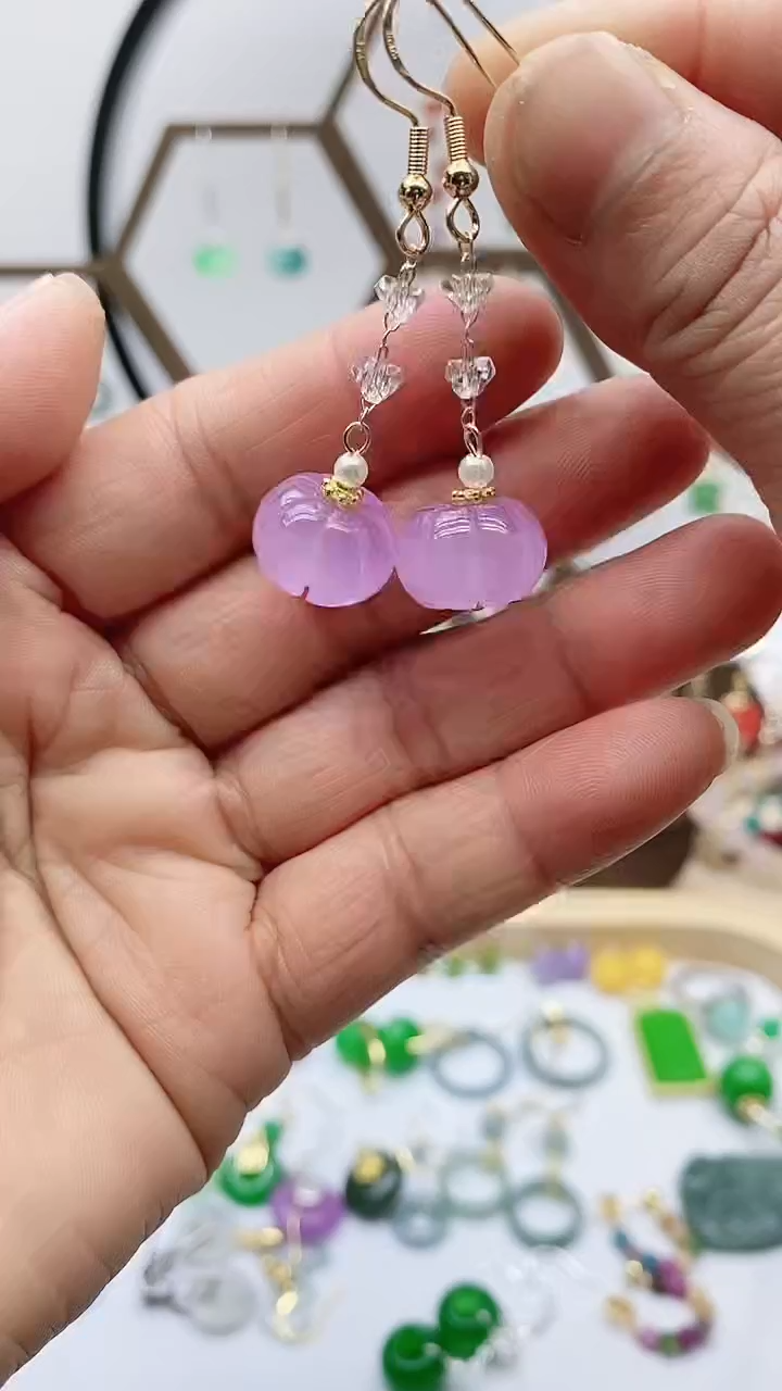 未镶嵌石英质玉（天山翠）耳饰176