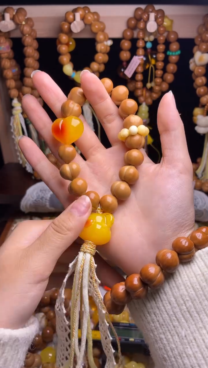 吊坠猴头核桃柯基福利款手持