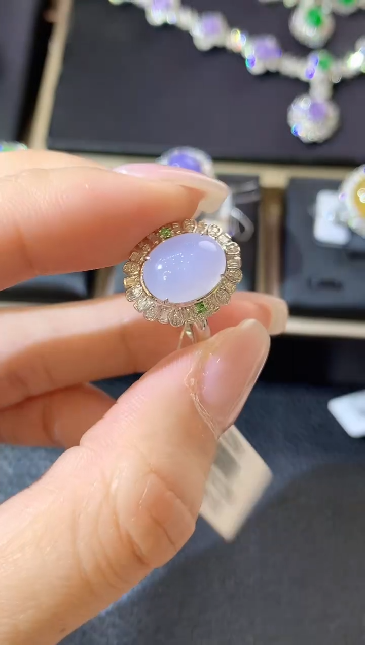 【闪购商品】翡翠18K金镶嵌戒指W21 多样性发货一件