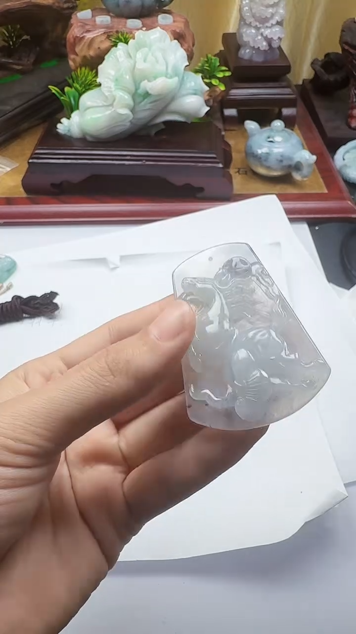 吊坠(不含链)未镶嵌翡翠1