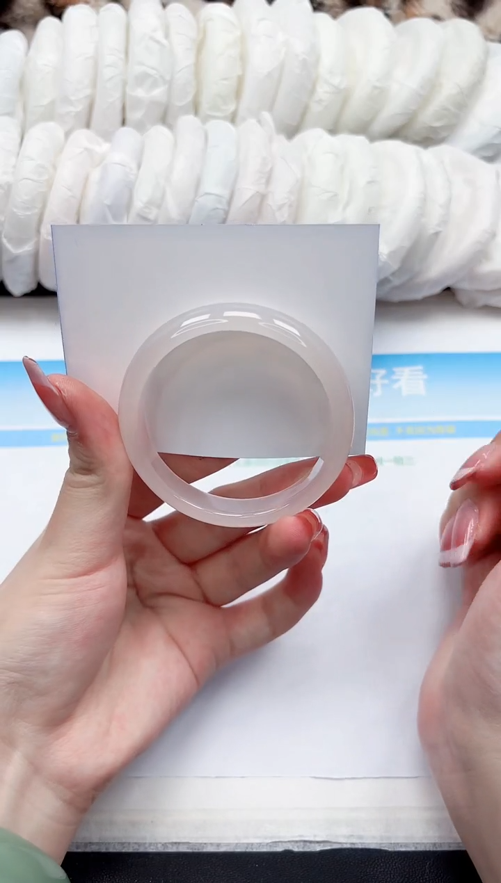 石英质玉未镶嵌手镯185-53