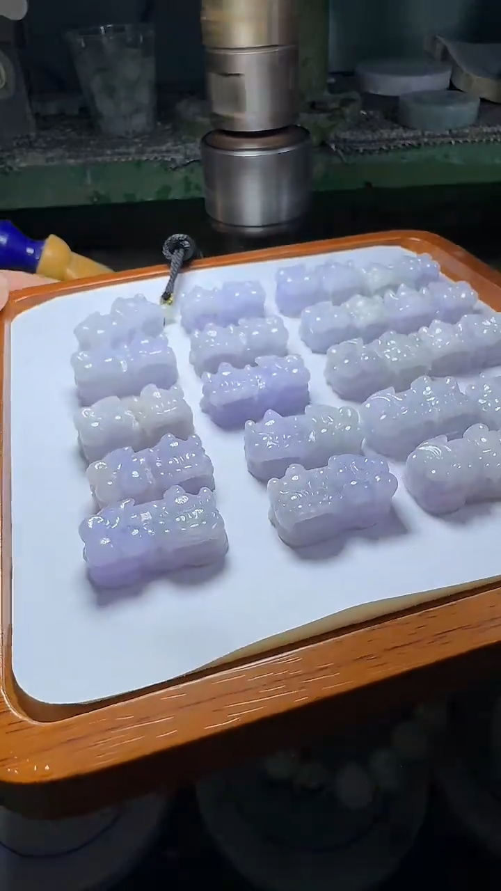 颈饰未镶嵌翡翠貔貅多样性发一件