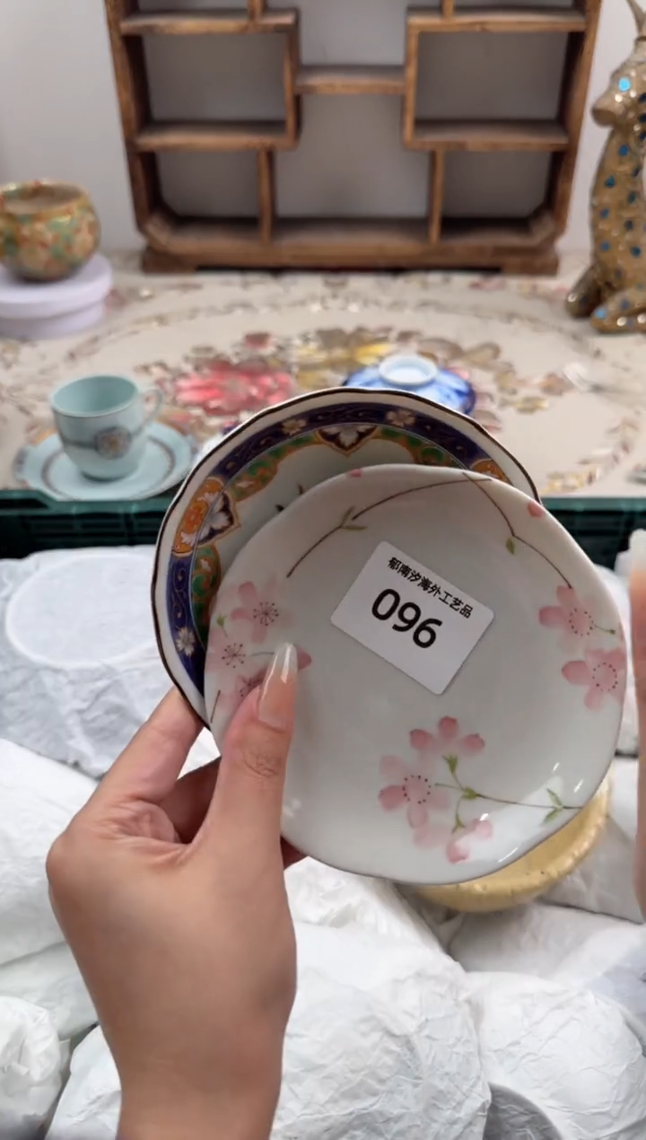 瓷片大**妈X         096