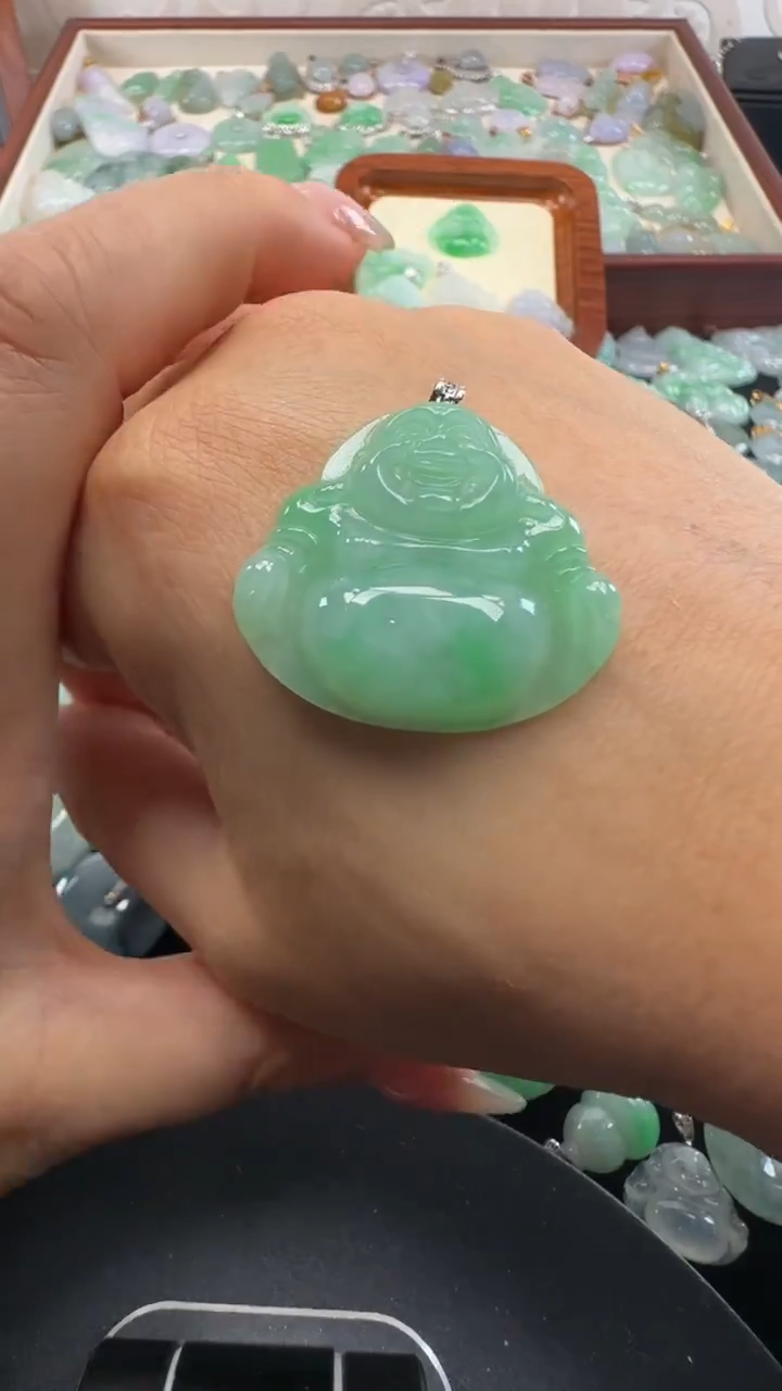 吊坠(不含链)18K金镶嵌翡翠新****）佛公