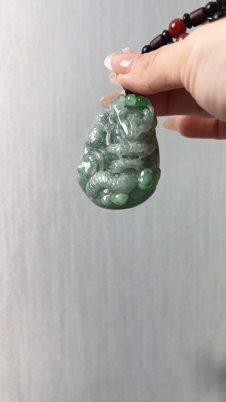 【闪购商品】翡翠颈饰未镶嵌龙