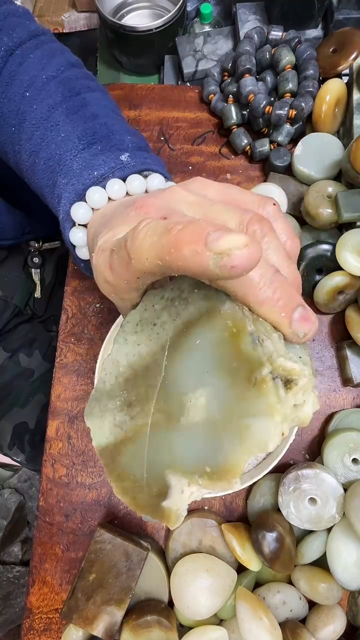 未镶嵌和田玉珠宝半成品1