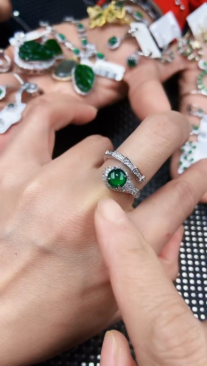 【闪购商品】翡翠戒指未镶嵌111111111