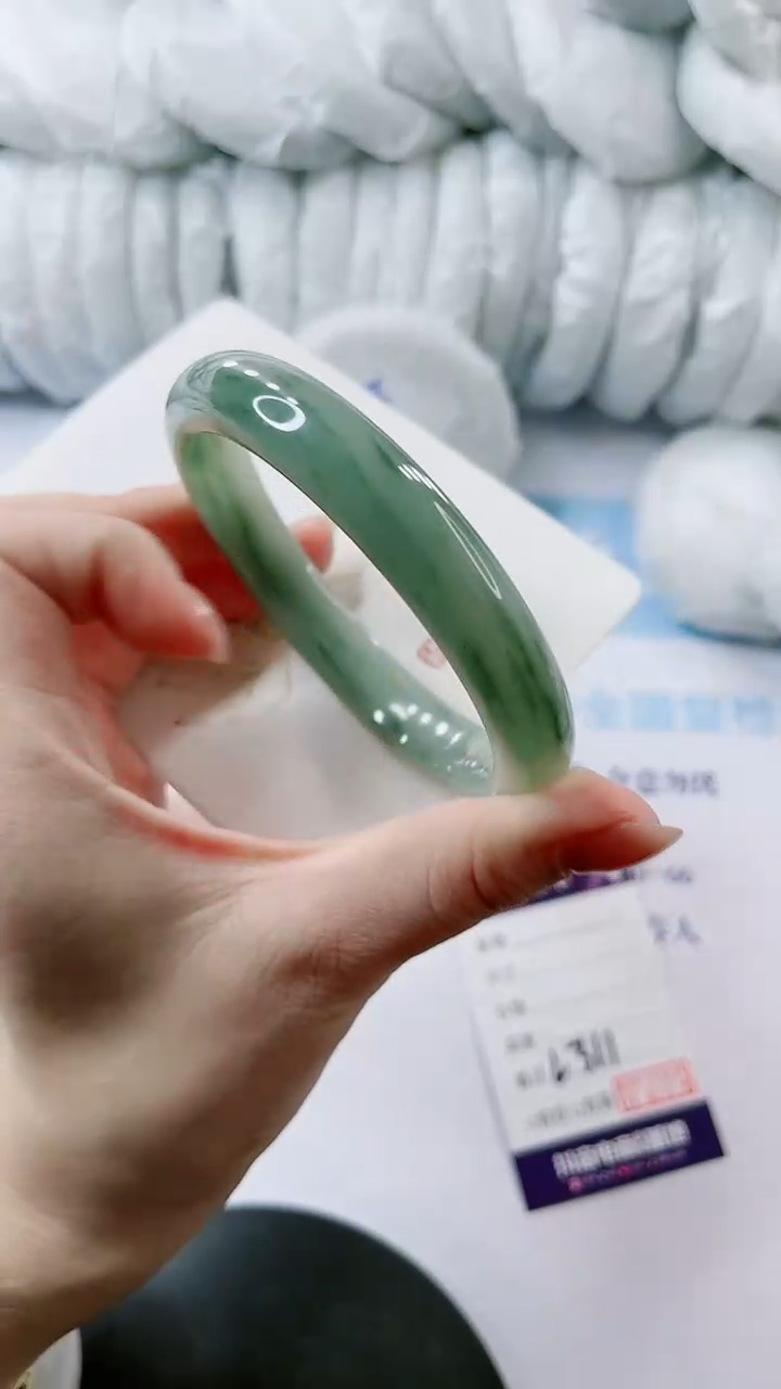 【闪购商品】石英质玉手镯未镶嵌多样性发货L311-63