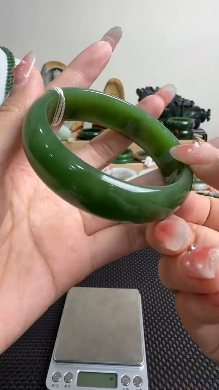 颈饰未镶嵌和田玉手镯58