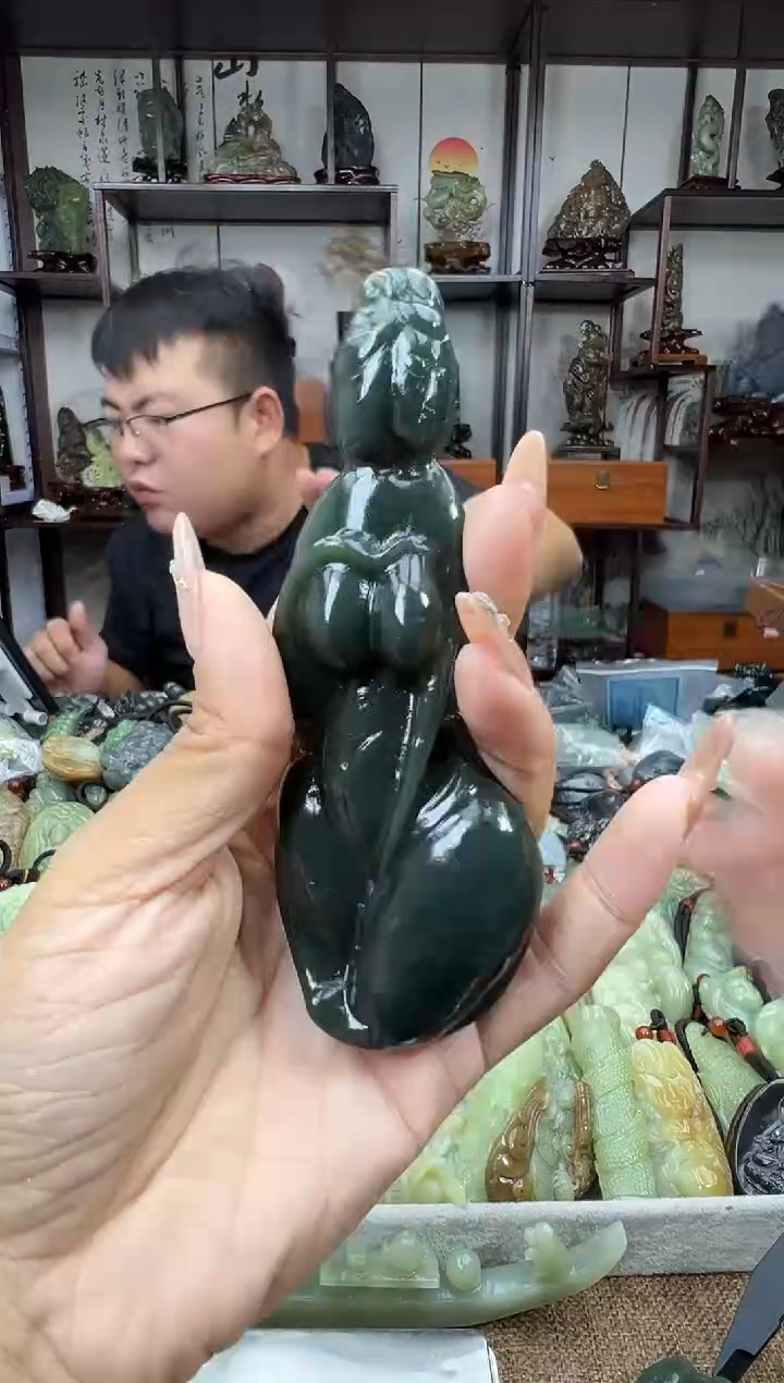 未镶嵌和田玉把件1