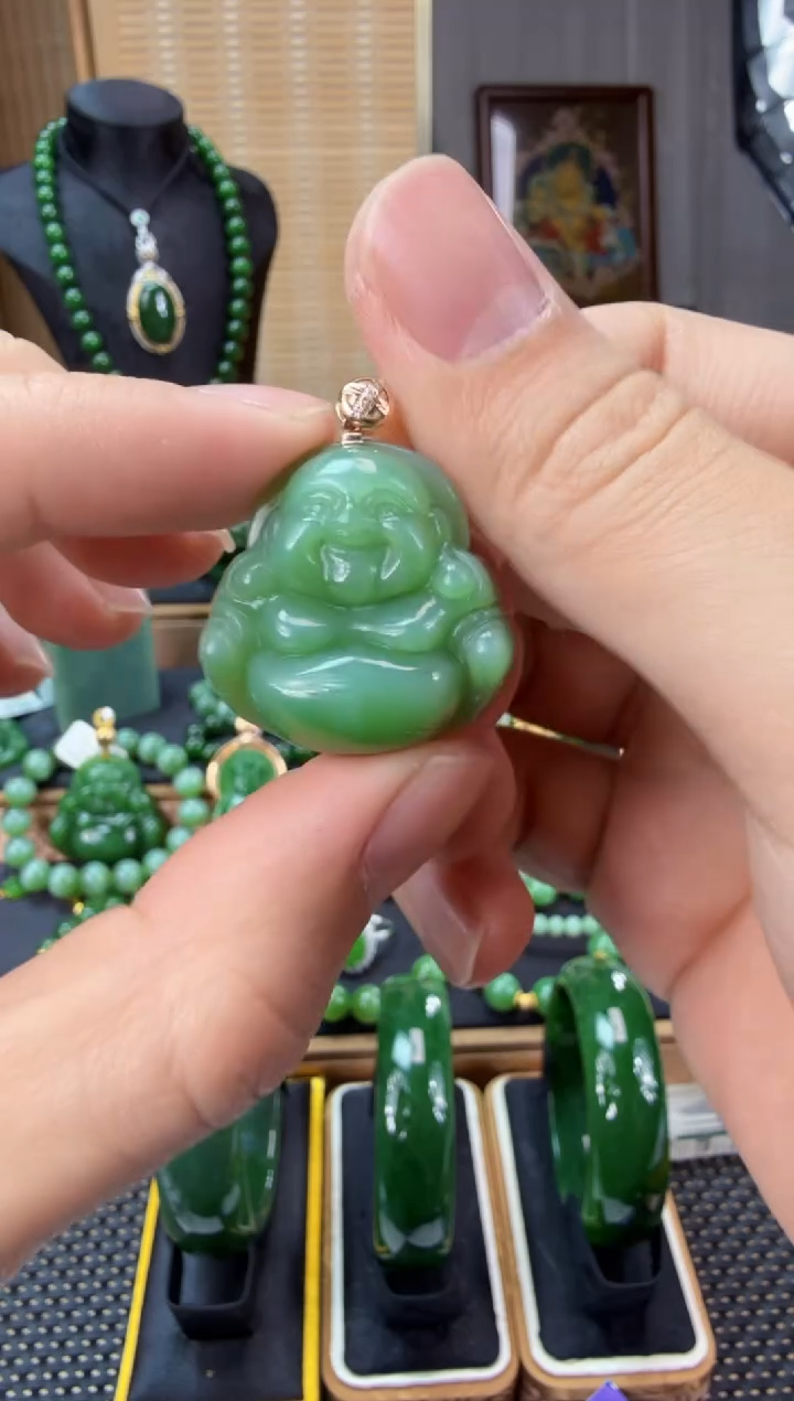 【闪购商品】和田玉（碧玉）吊坠(不含链)18K金镶嵌