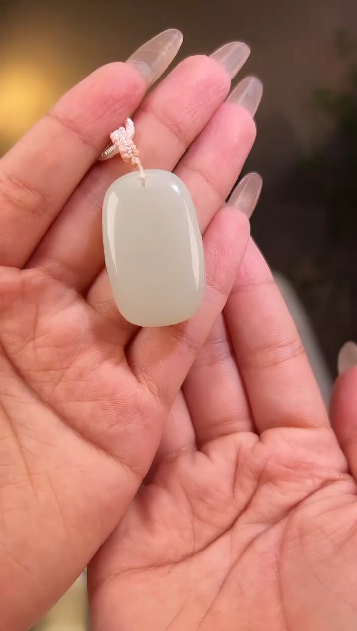 【闪购商品】和田玉颈饰未镶嵌无事牌无