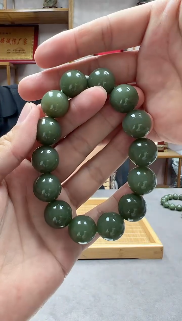 手链未镶嵌和田玉16华土沟竹叶青