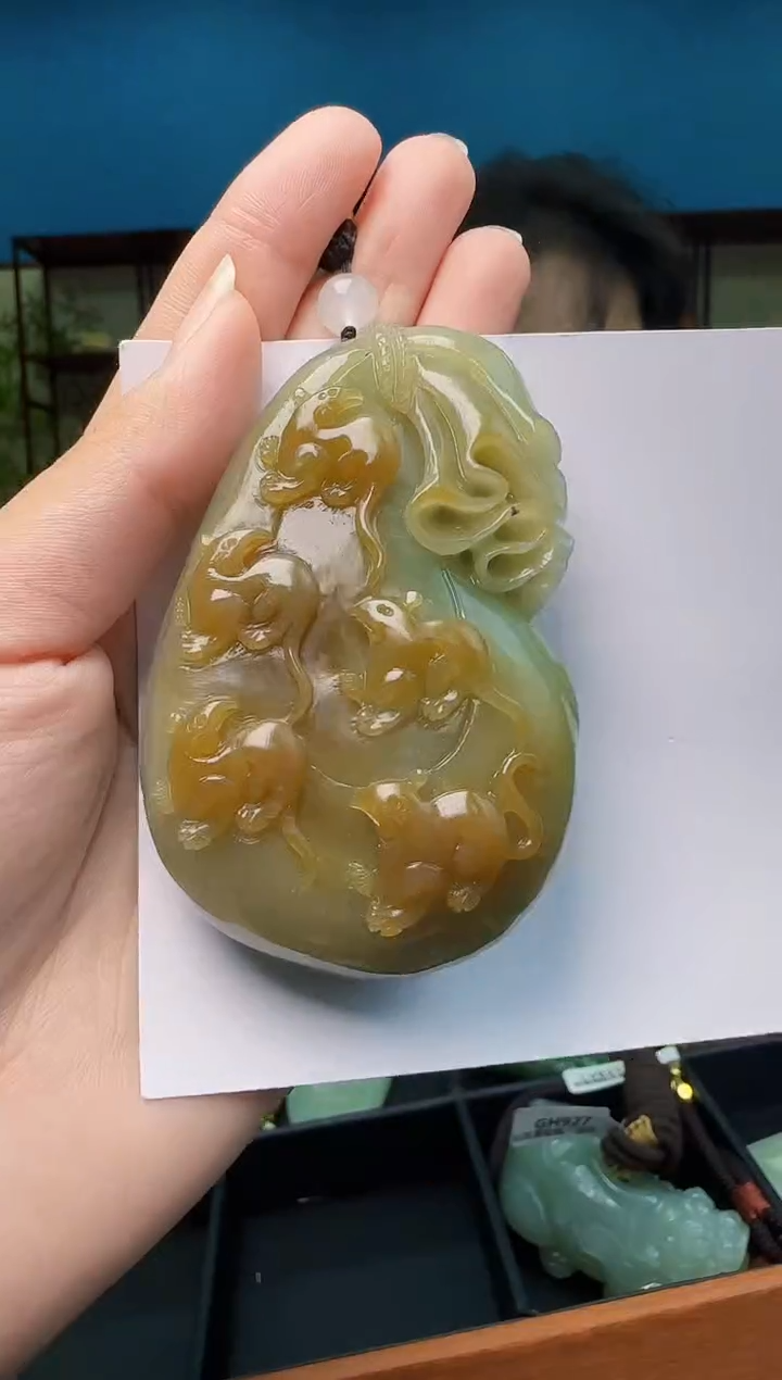 颈饰未镶嵌和田玉1