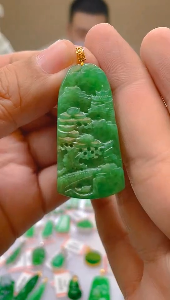 【闪购商品】翡翠颈饰18K金镶嵌 新号开播，全场乱卖