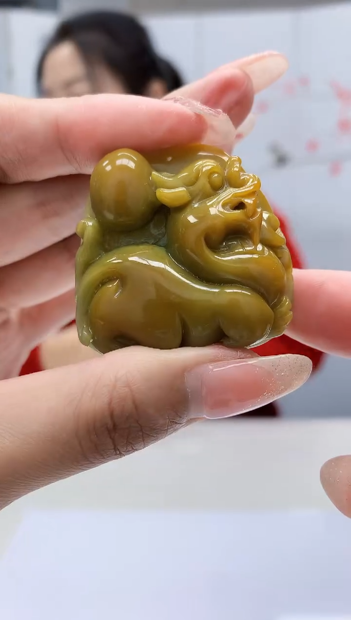 【闪购商品】定制翡翠未镶嵌4902MM-毛货挂件72