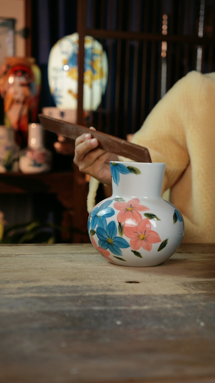 【闪购商品】瓷片景德镇纯手工釉下彩精品花瓶