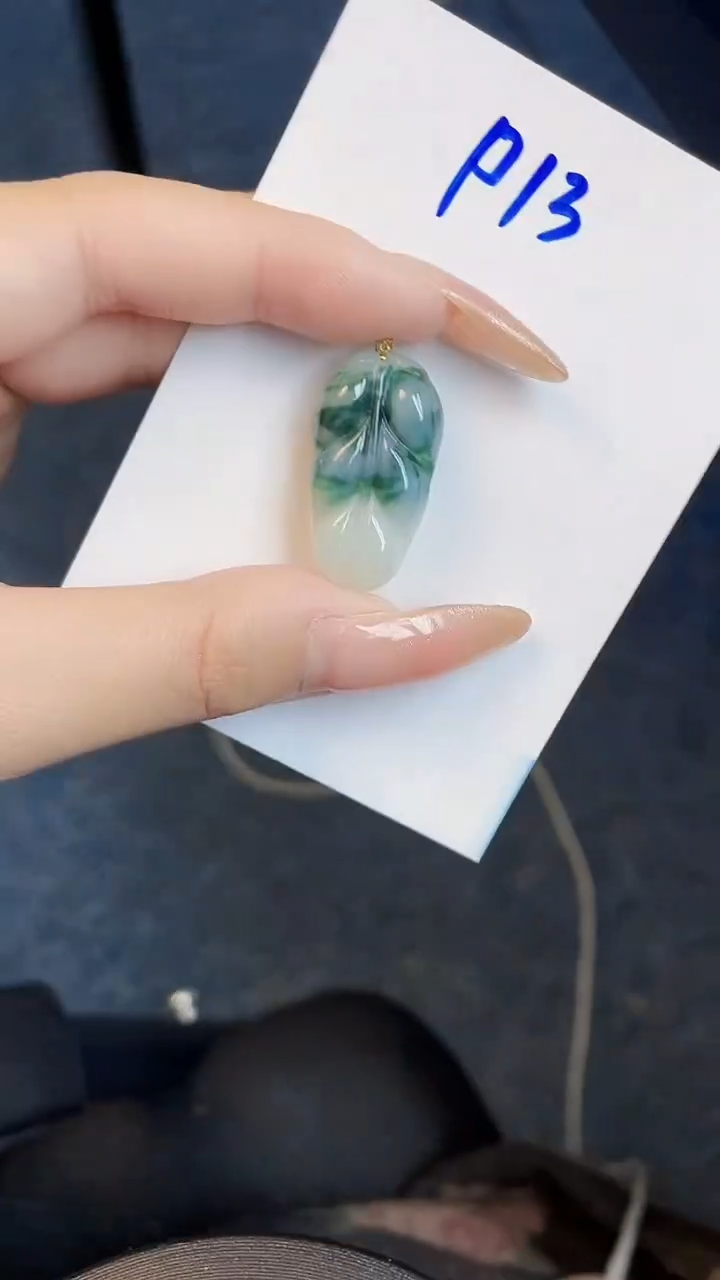 【闪购商品】翡翠颈饰18K金镶嵌00000000