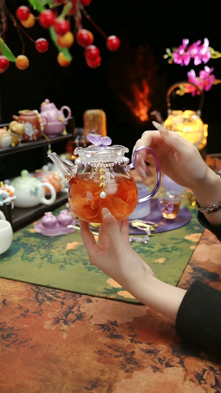 【闪购商品】紫色铃兰花茶壶+链子