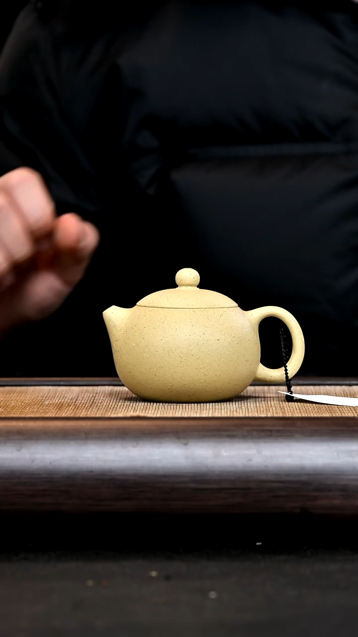 【闪购商品】紫砂茶壶HT15949 西施 本绿