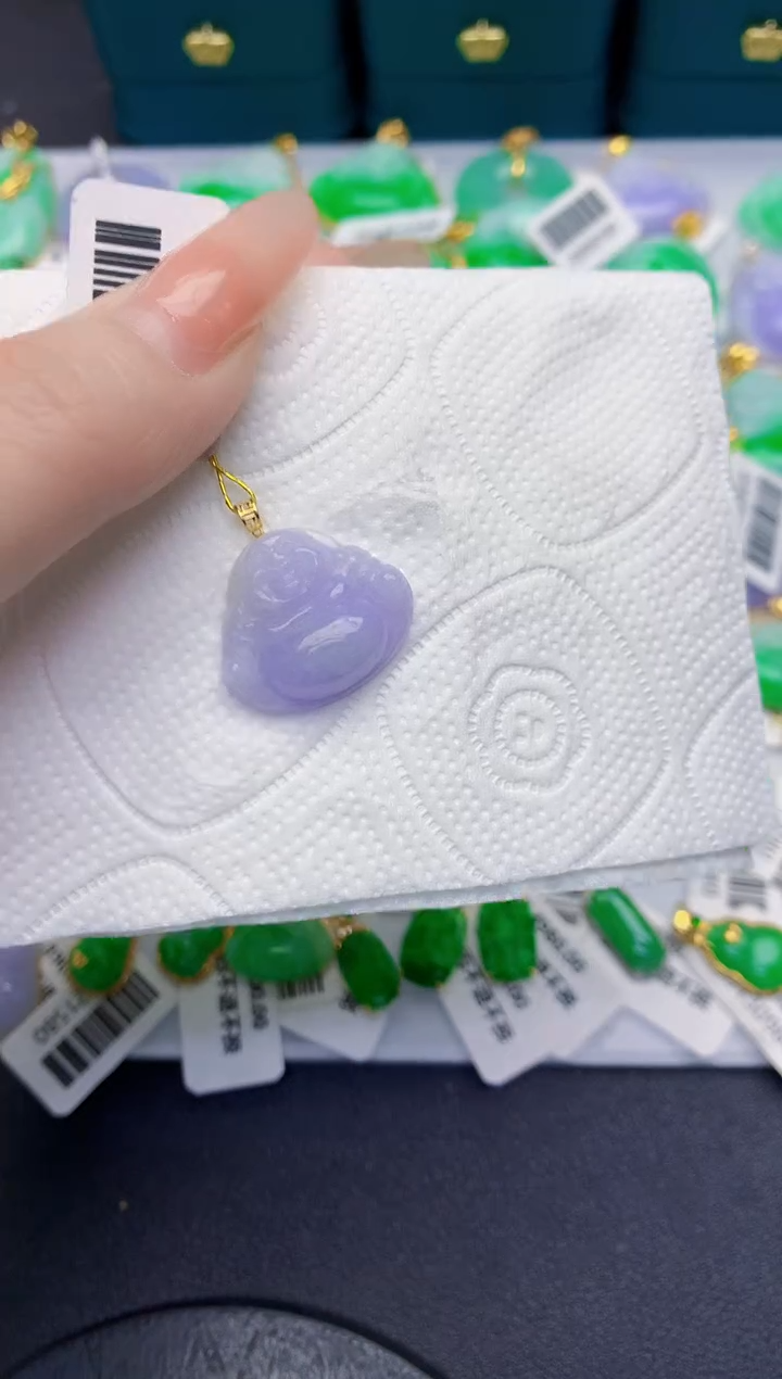 颈饰18K金镶嵌翡翠缅甸天然翡翠A货