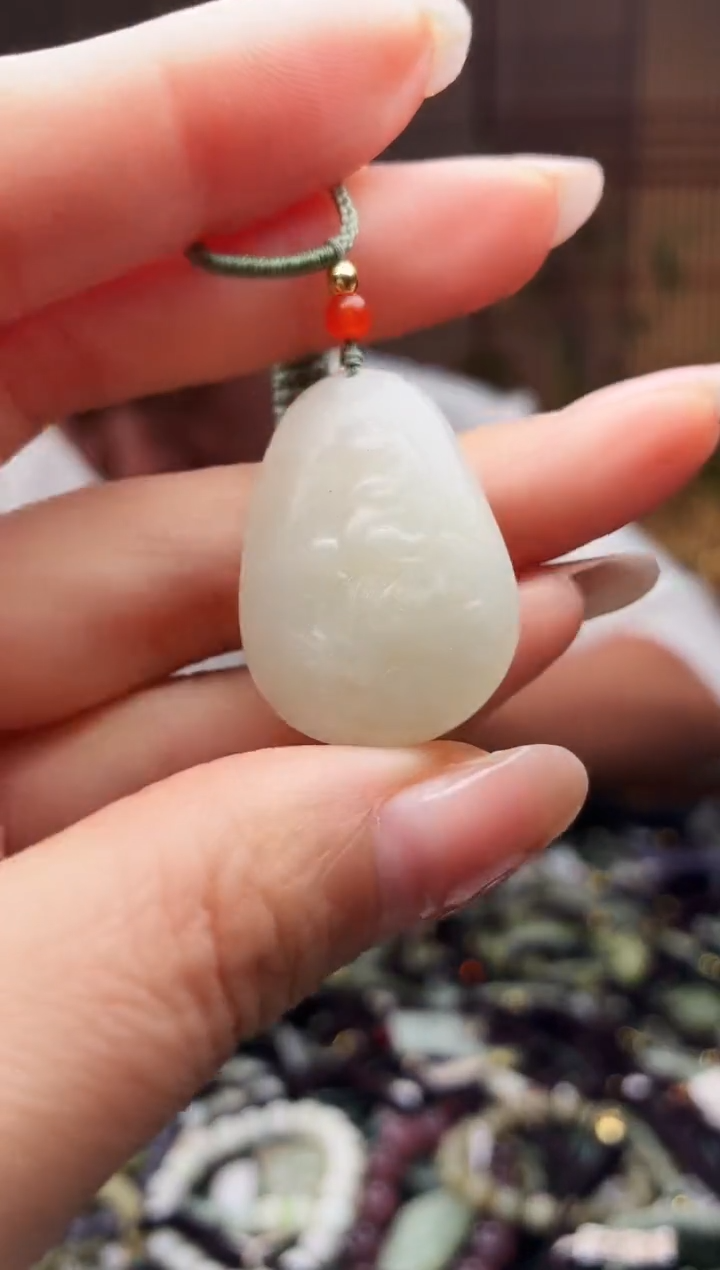 颈饰未镶嵌和田玉多样性发货，拍一发一