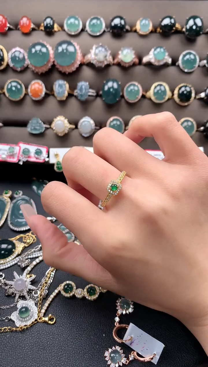 【闪购商品】翡翠戒指银S925镶嵌2131231