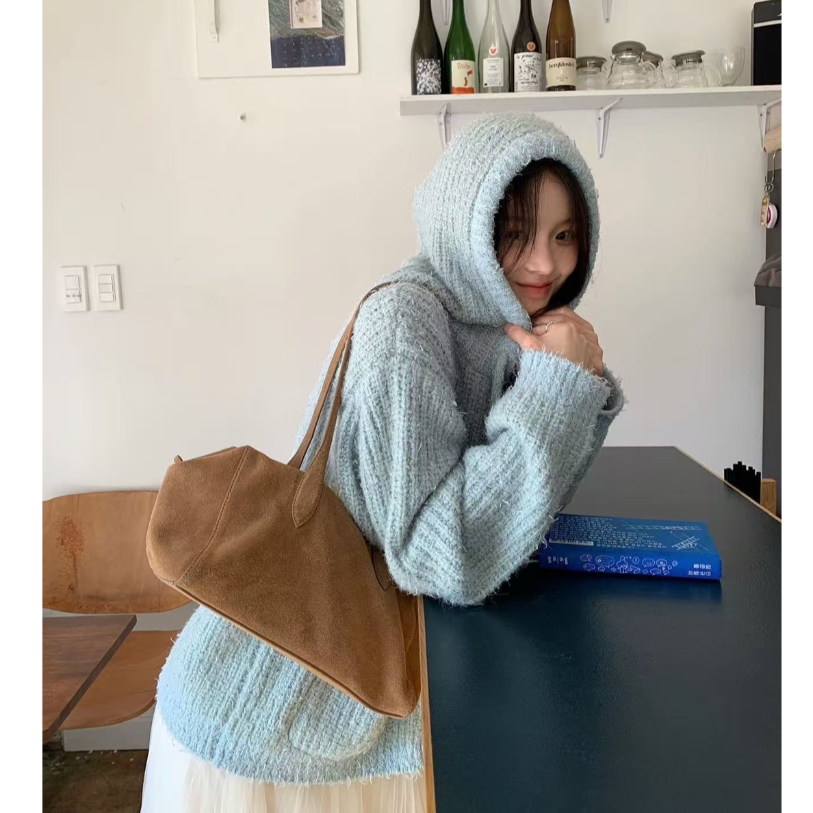 M-040 宽松慵懒风奶呼呼包裹感连帽版针织开衫加厚保暖毛衣外套