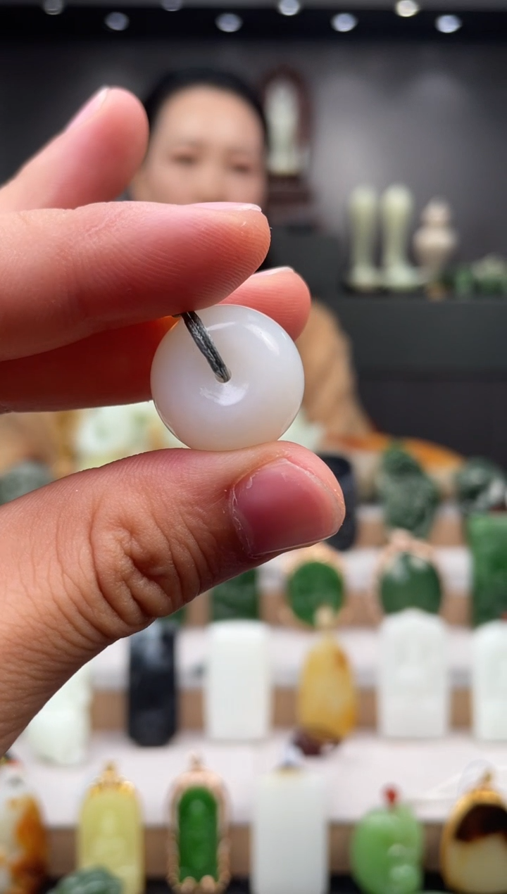 未镶嵌和田玉挂件吊坠（多样性发货）