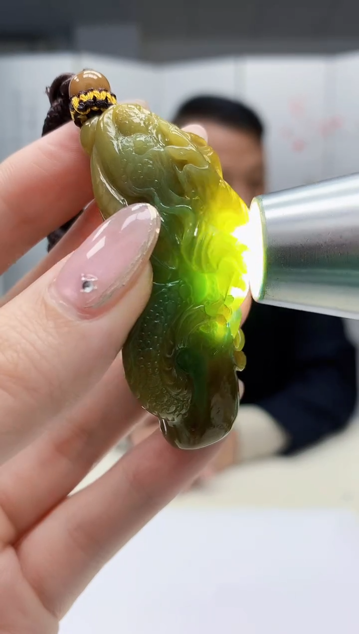 【闪购商品】定制翡翠未镶嵌4969jw-毛货挂件