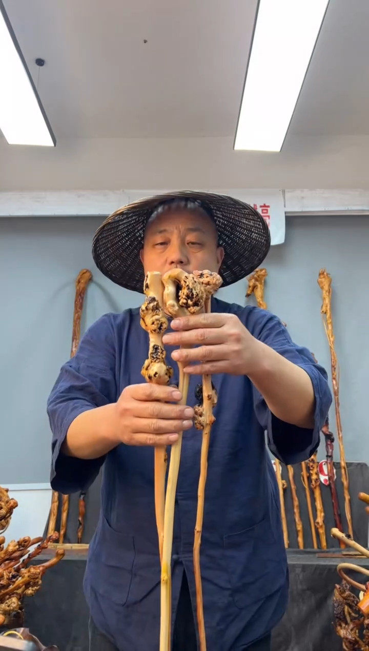 【闪购商品】黑果木其他黑果木107