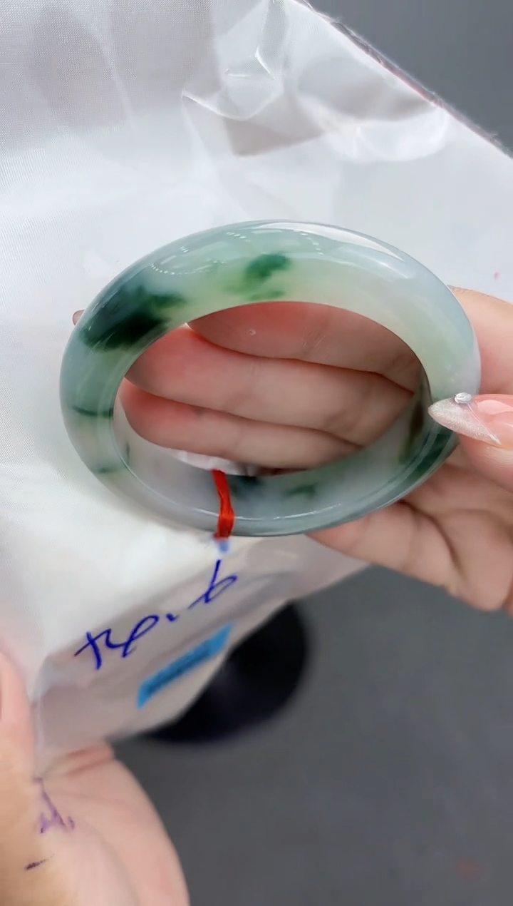 【闪购商品】翡翠手镯未镶嵌翡翠手镯