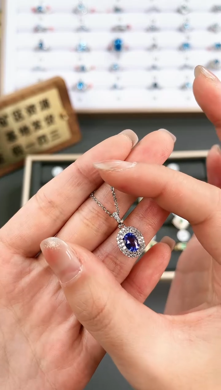 【闪购商品】坦桑石颈饰银S925镶嵌T-041