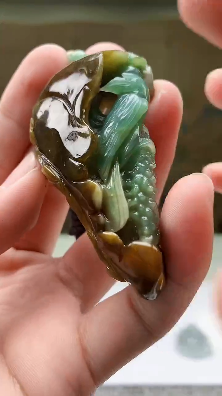 【闪购商品】定制翡翠未镶嵌4917bb-毛货挂件96