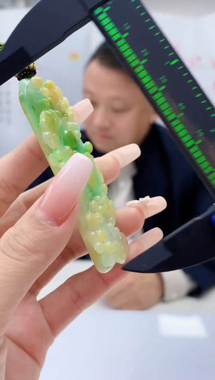 【闪购商品】定制翡翠未镶嵌4969lr-毛货挂件