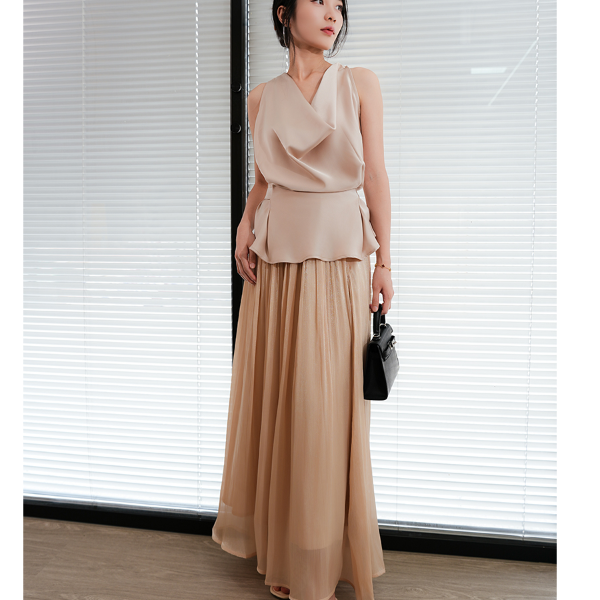 8658新款成熟轻奢气质堆堆领荡领无袖上衣修身显瘦半身裙两件套