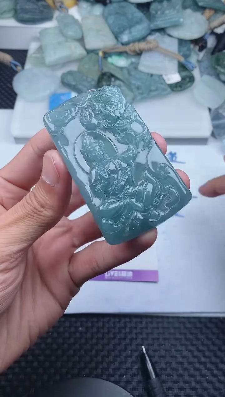 翡翠未镶嵌颈饰11111111
