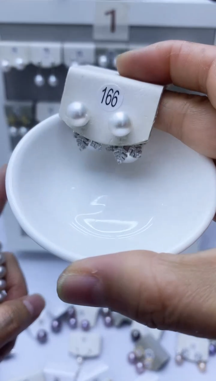 【闪购商品】淡水珍珠耳饰银S925镶嵌166
