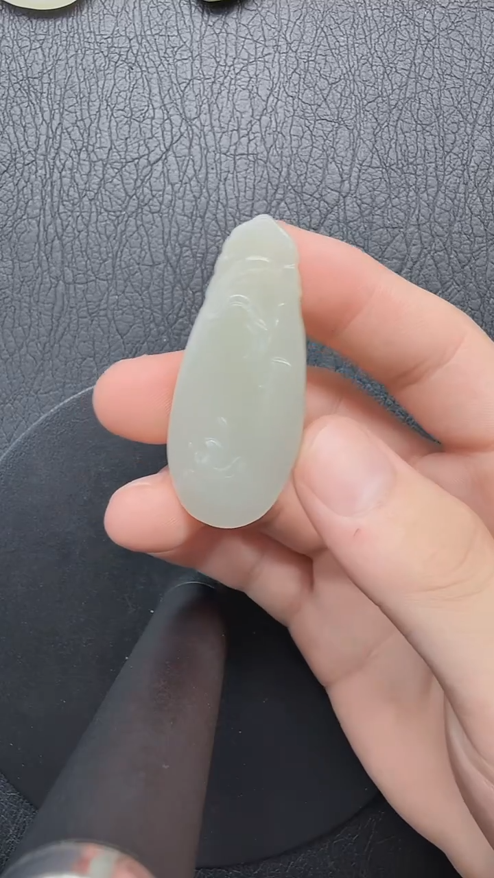 和田玉未镶嵌吊坠(不含链)630