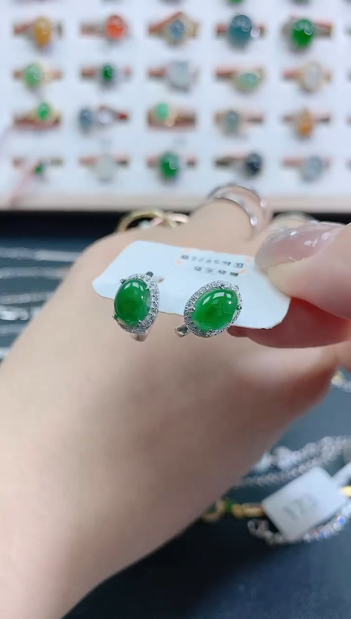 银S925镶嵌翡翠耳饰天然翡翠